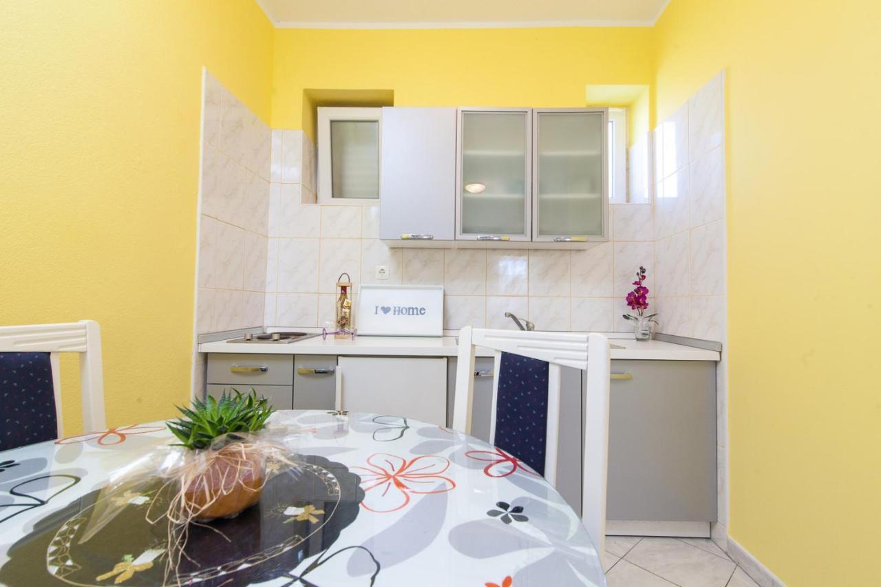 Villa Kuca Ella Vinišće Esterno foto